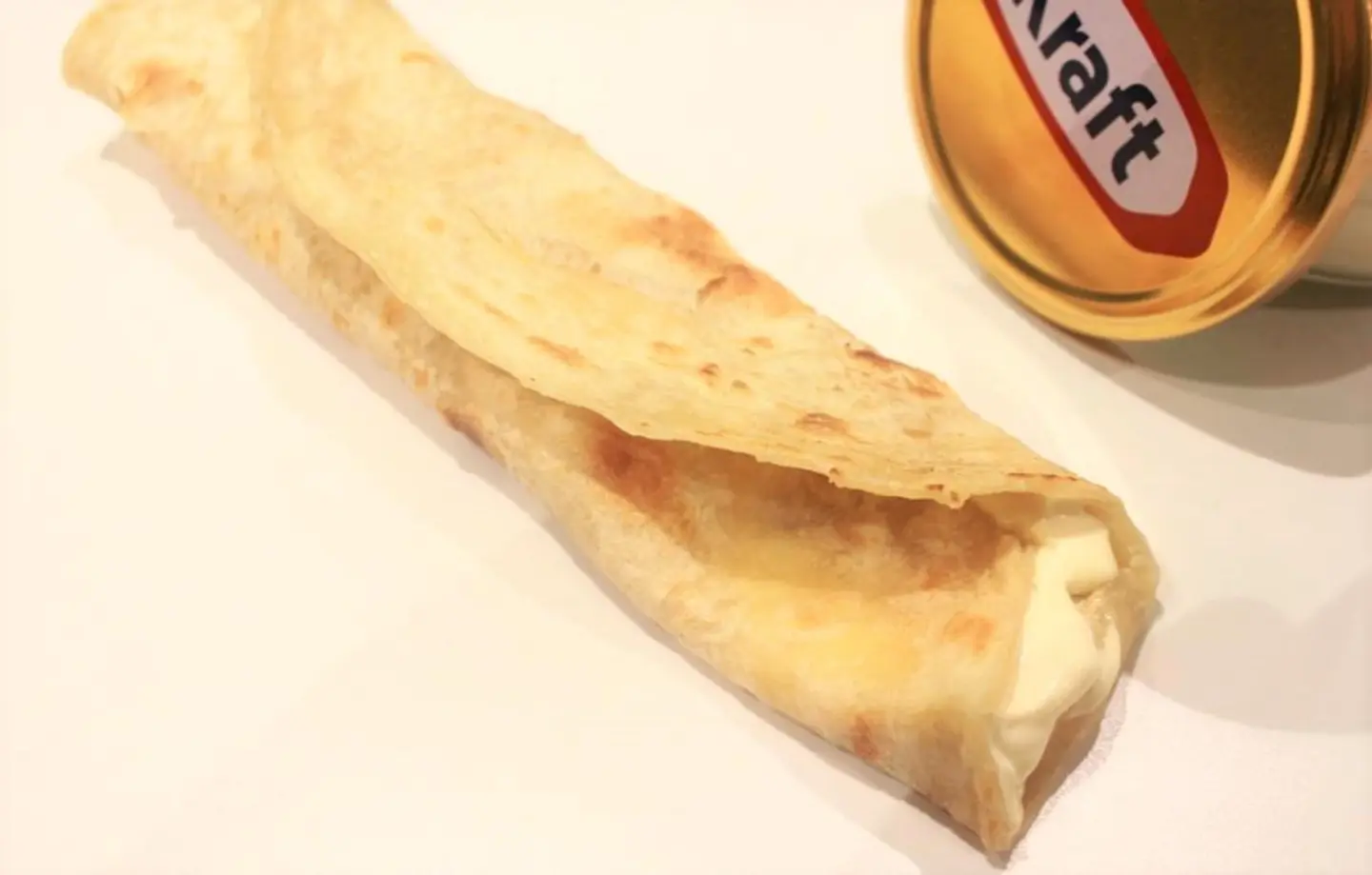 ساندوتش جبن شباتي