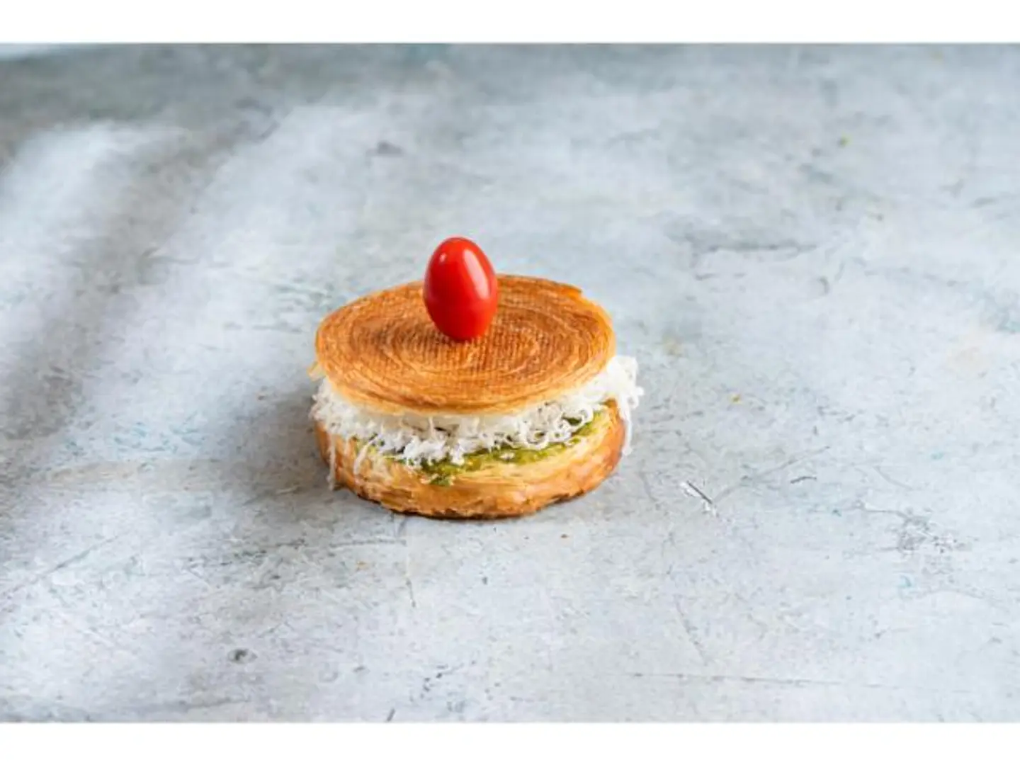رول ريحان و جبن