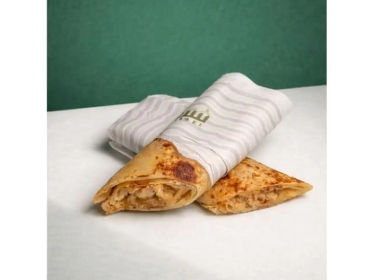 Chapati With Chicken And Cheese