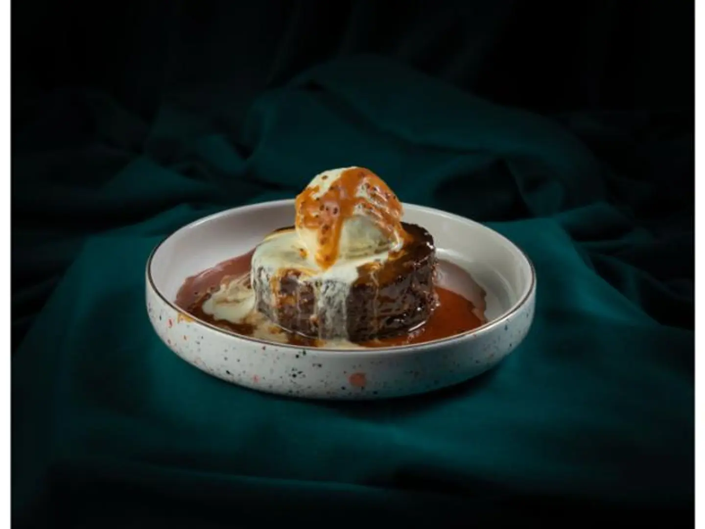 Fudgy Chocolate Cake