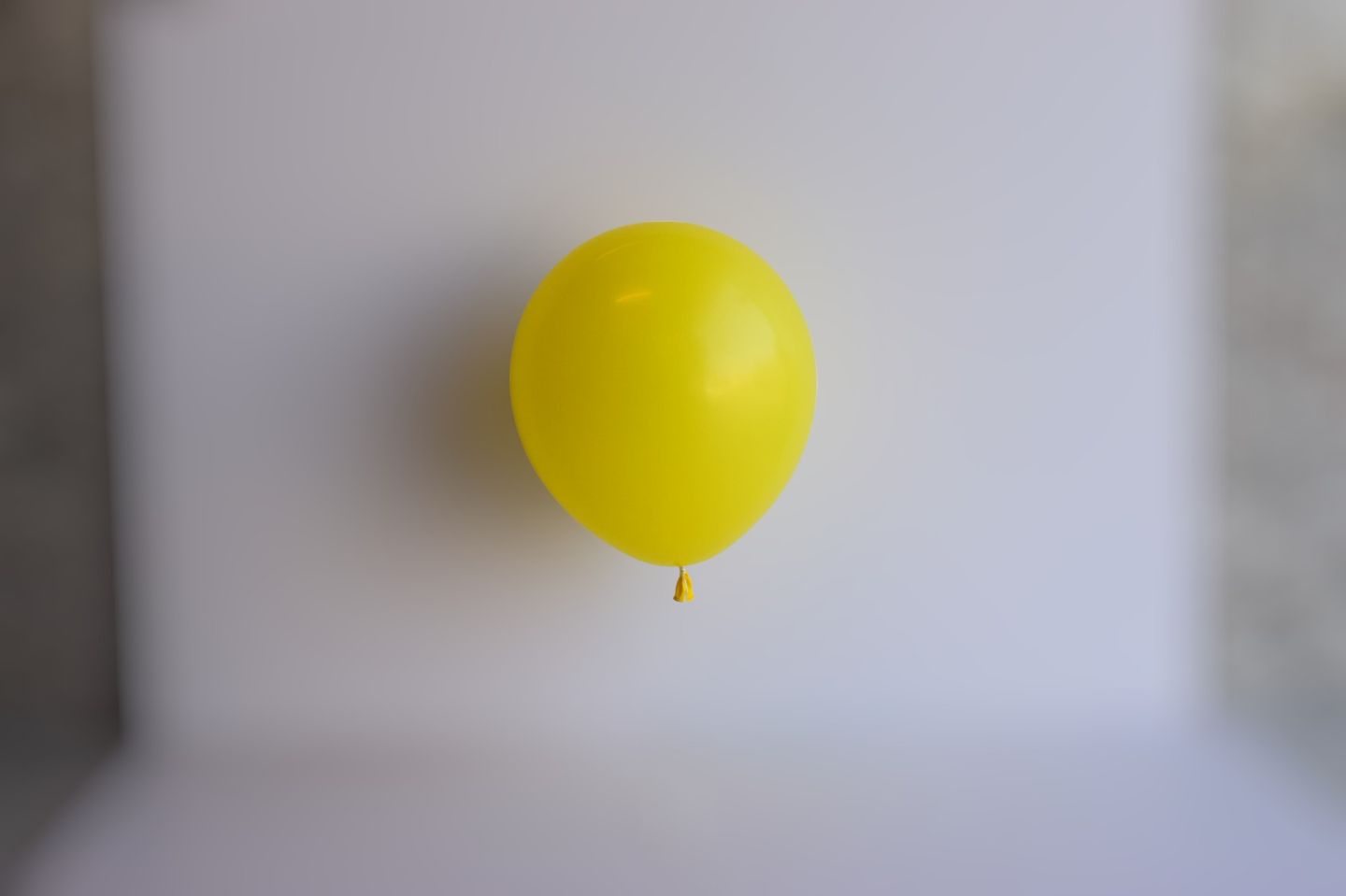 بالون هيليوم ٤ د