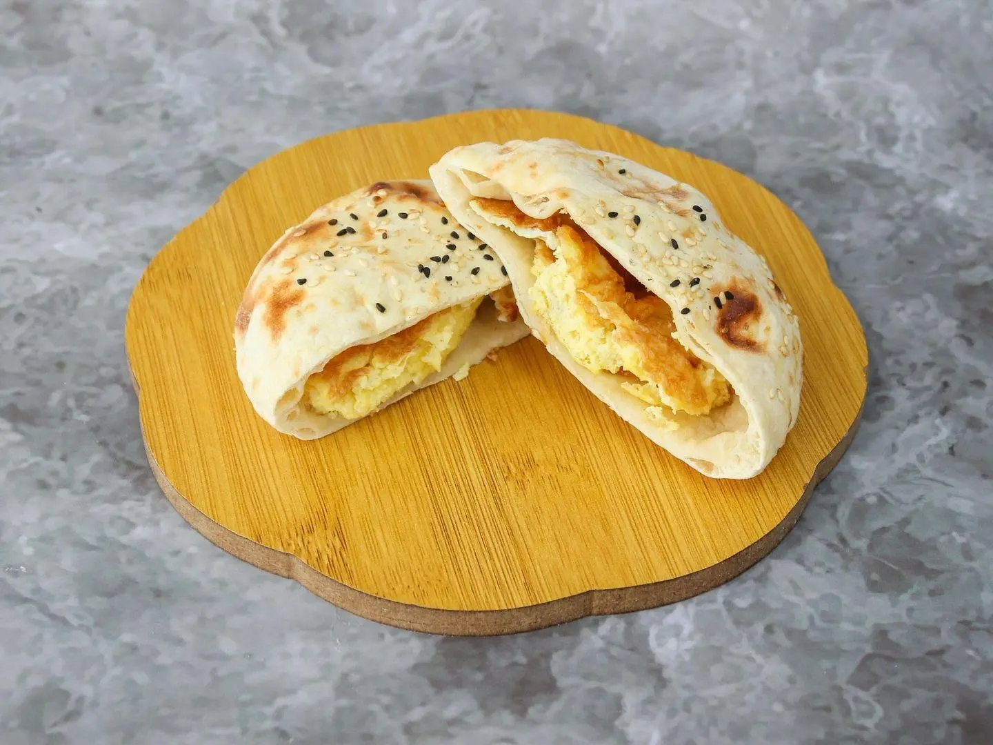 فطيرة بيض مقلي