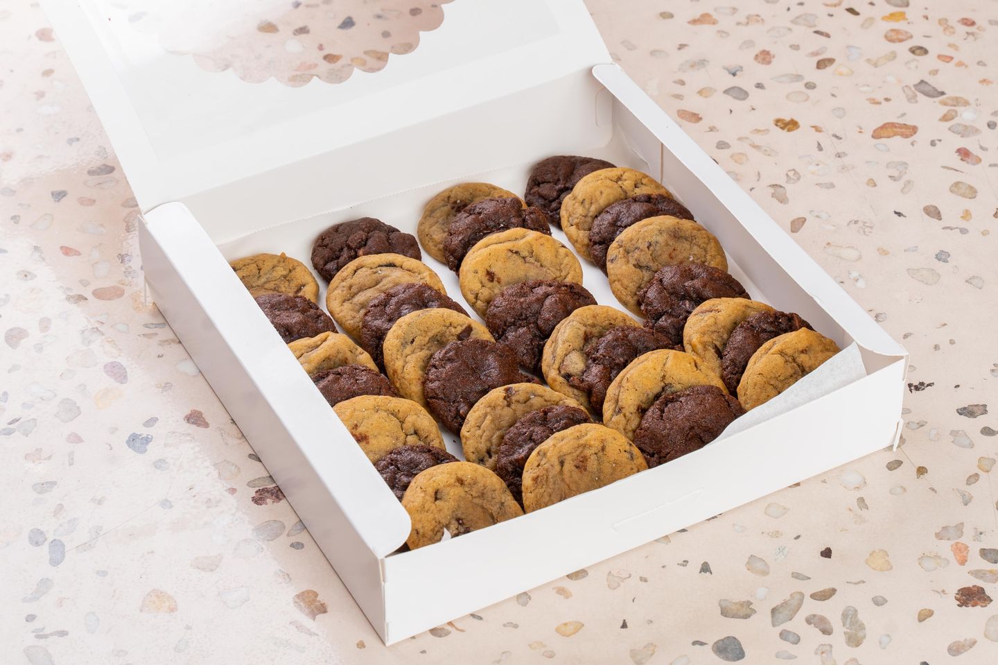 32 Tiny Cookies