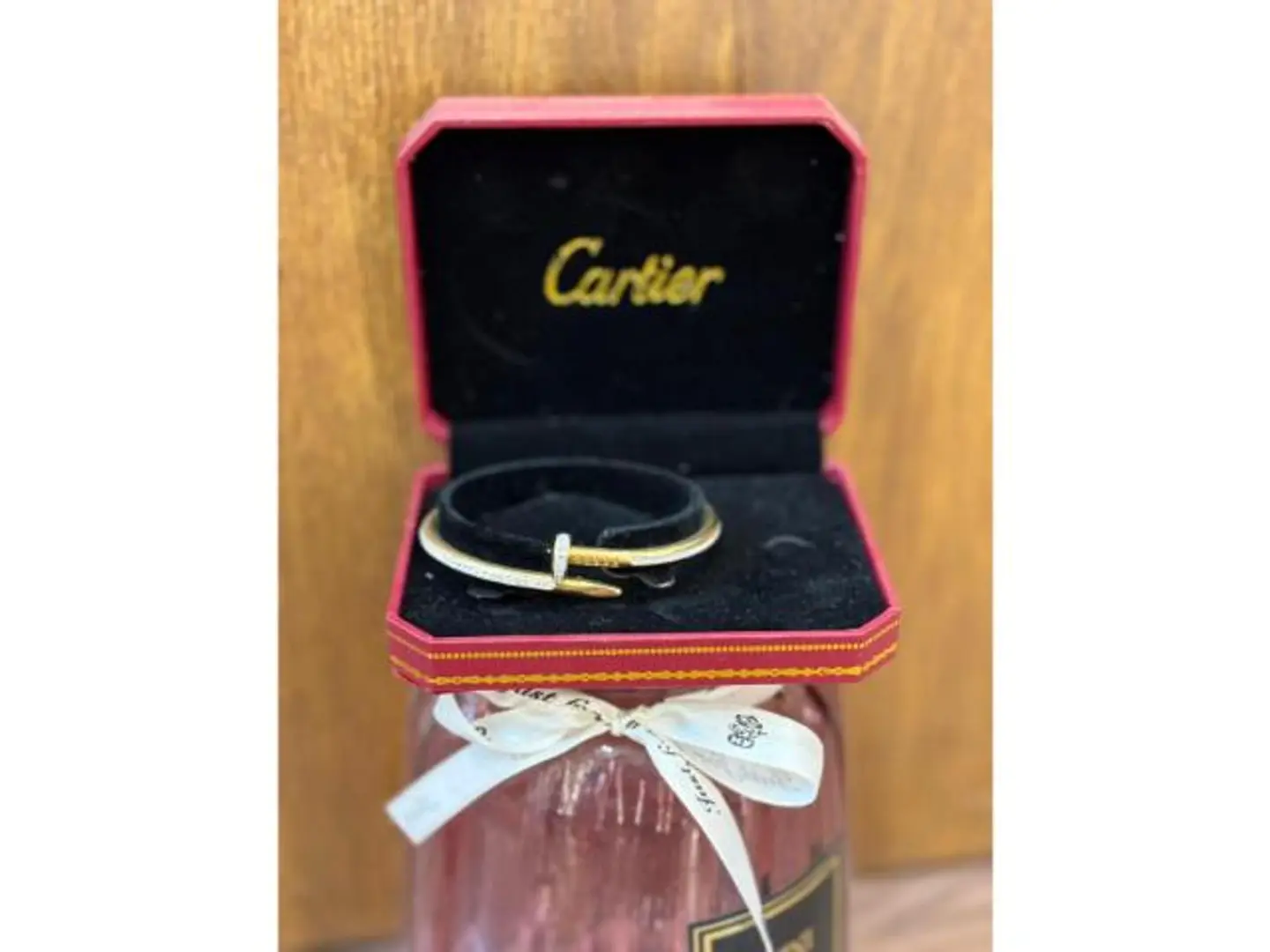 اساور كارتير 1