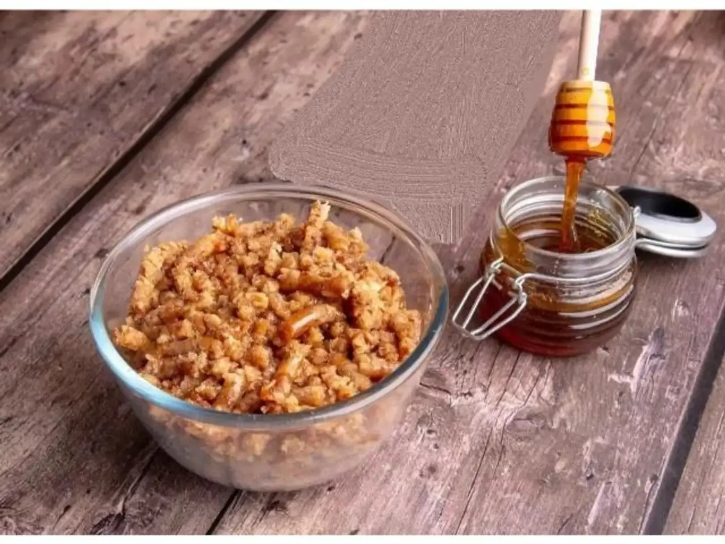 Areeka With Honey