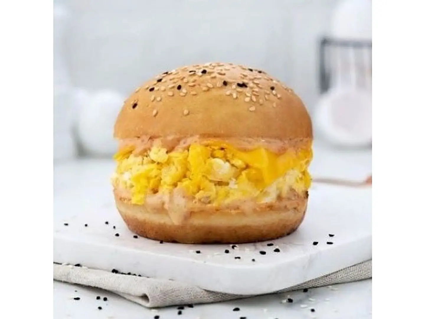 برجر بيض بالجبن