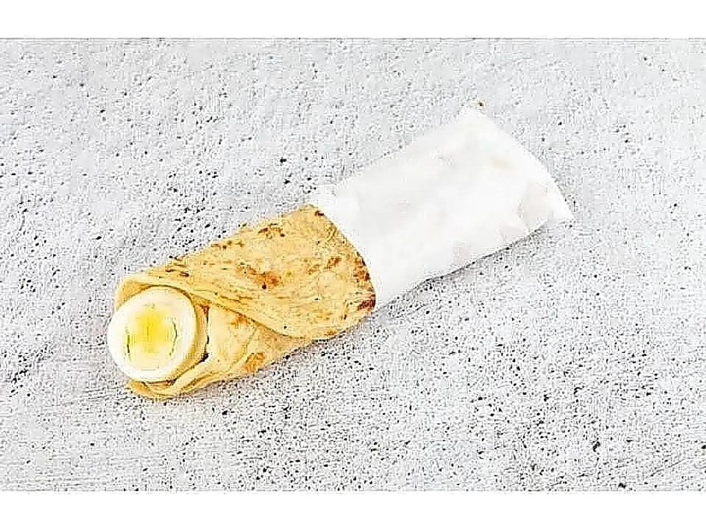 شباتي بيض مسلوق