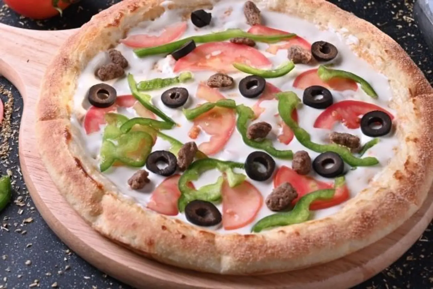 بيتزا خضار جبن سائل