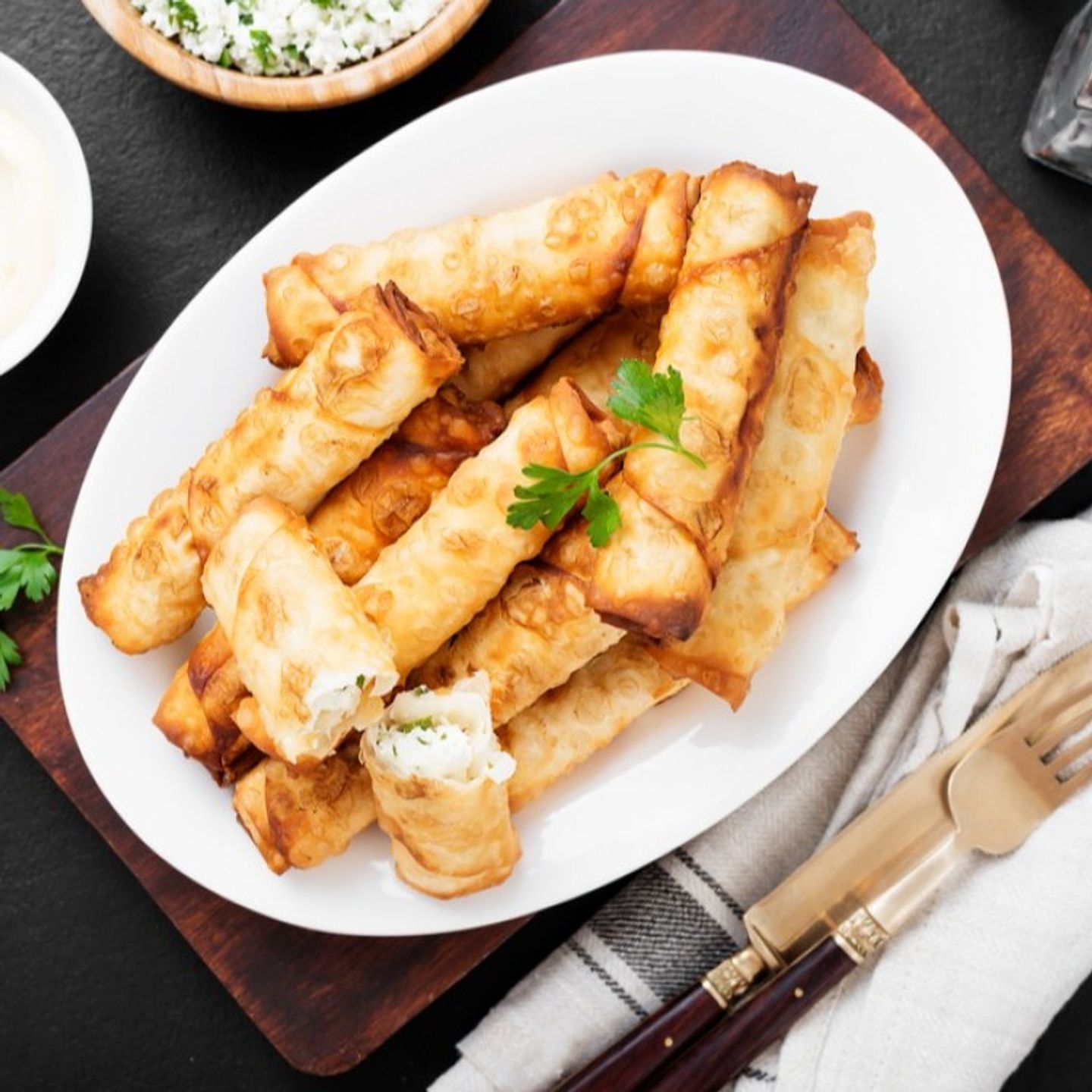 Tuna With Cheese Roll