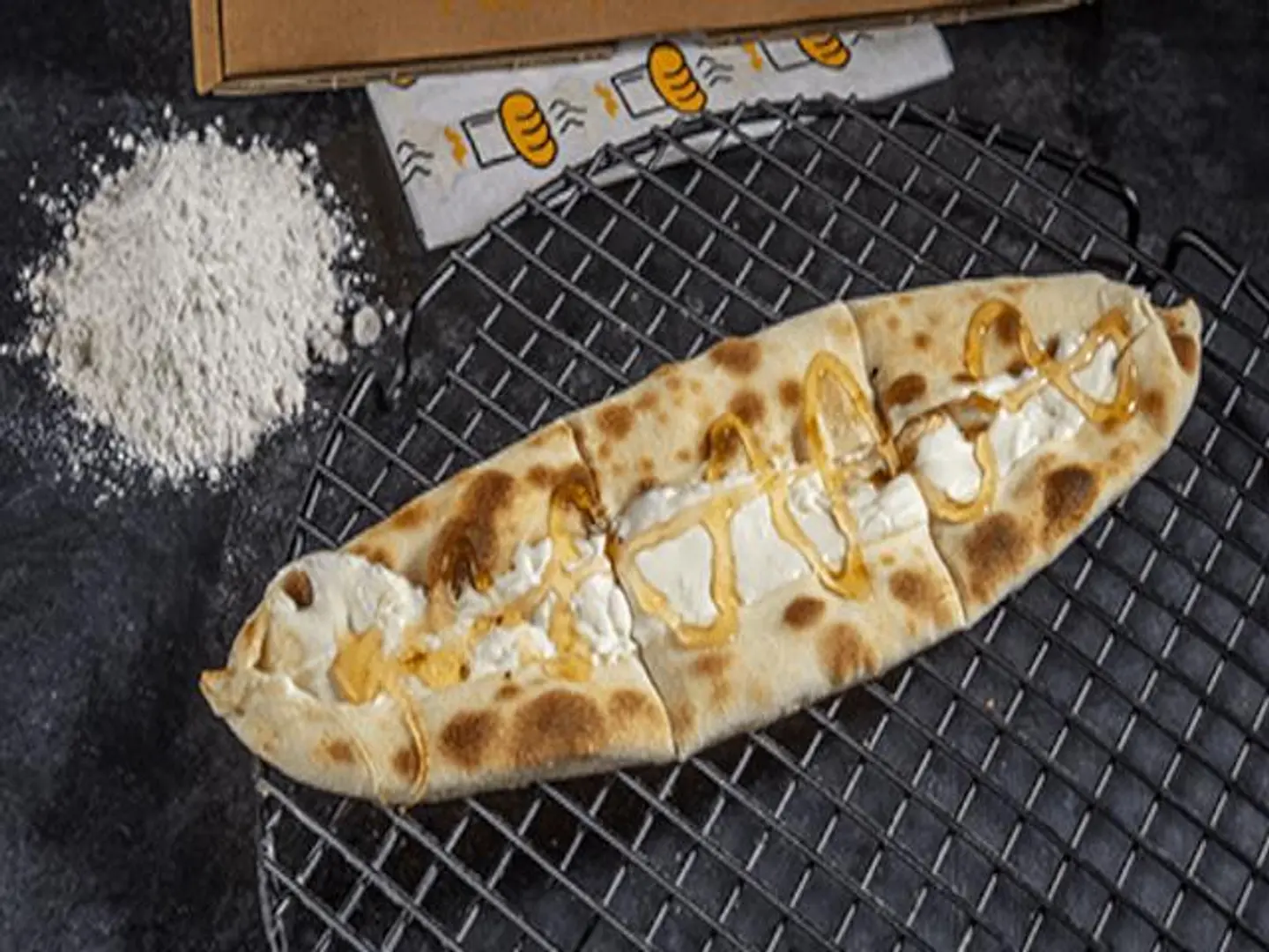 فطيرة جبنة عسل