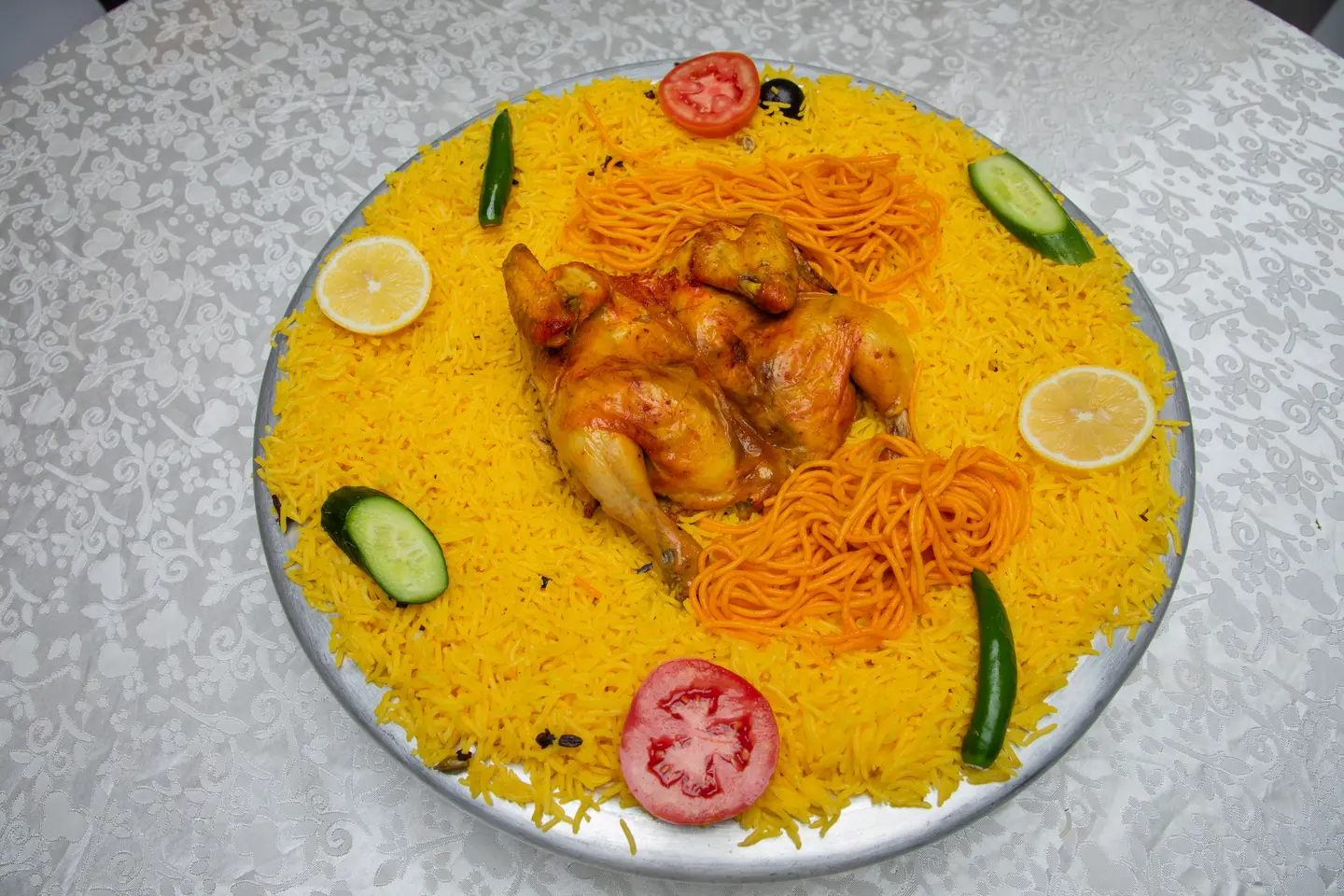 حبة دجاج مندي أرز بشاوري