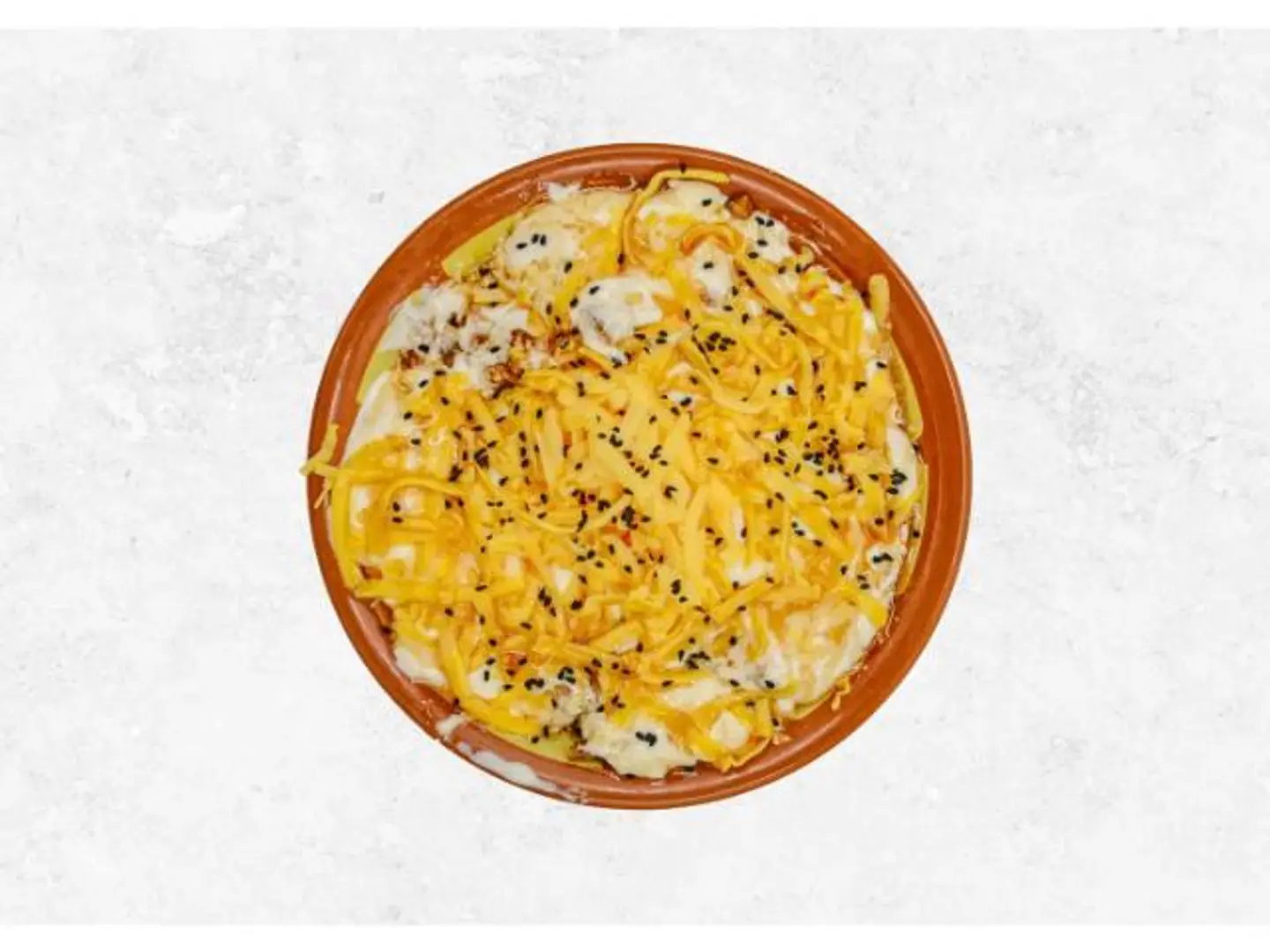 Masoub With Cream Honey And Cheese