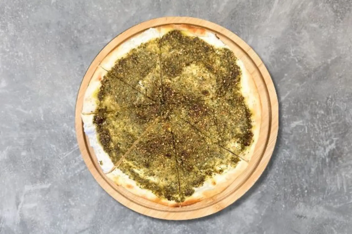 منقوشة لبنة وزعتر