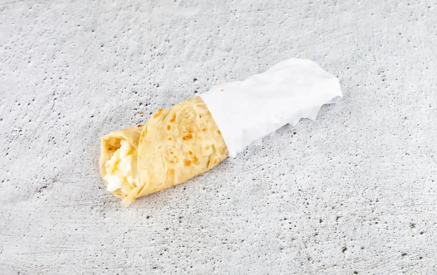 شباتي بيض مقلي مع جبن