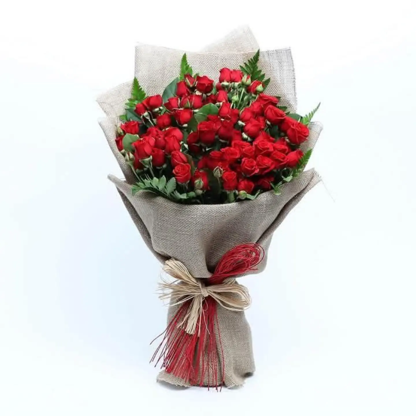 باقة ورود حمراء كلاسيكية