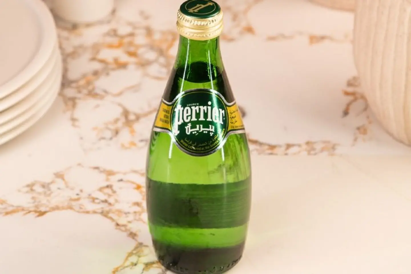 مياه غازية صغيرة