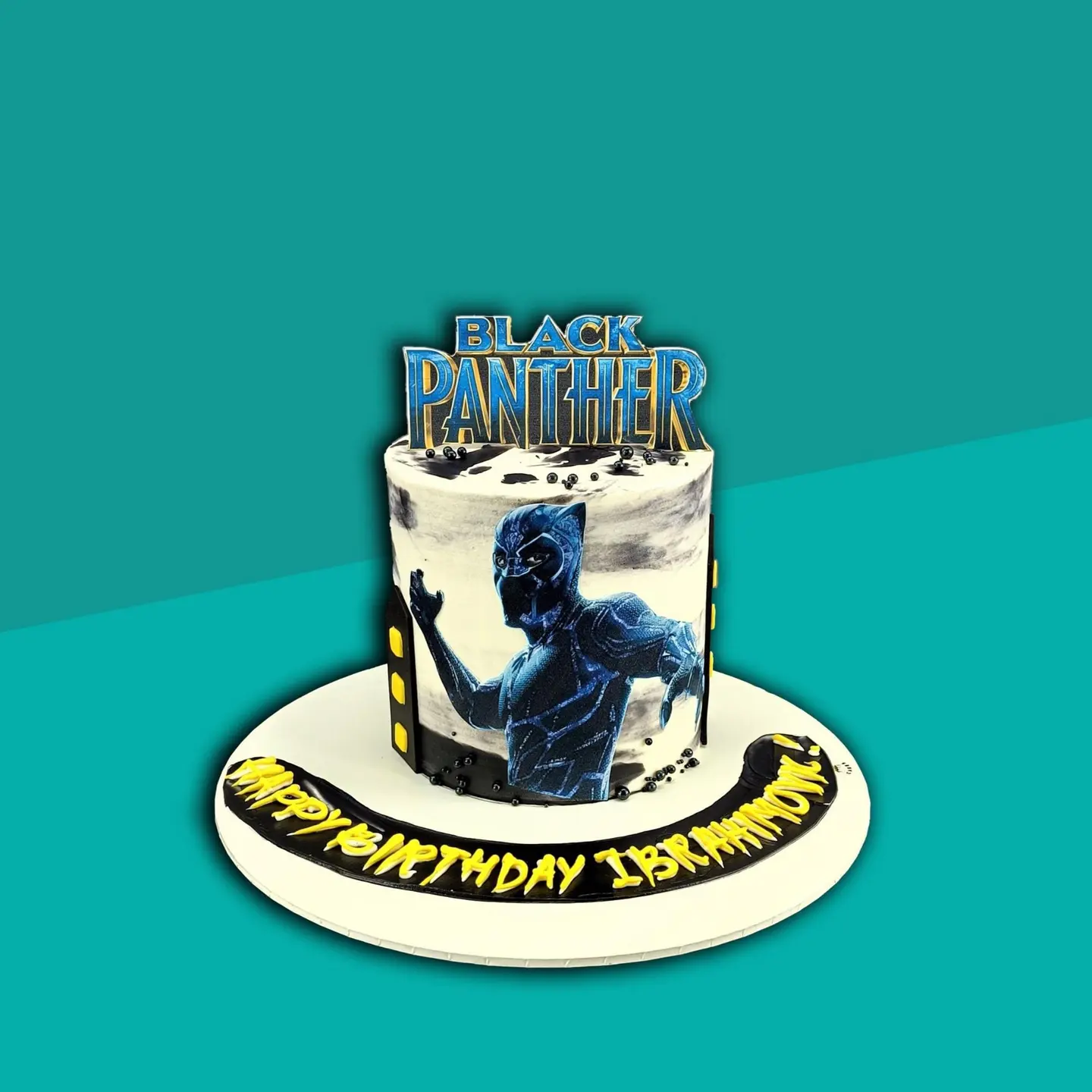 Black Panther Cake