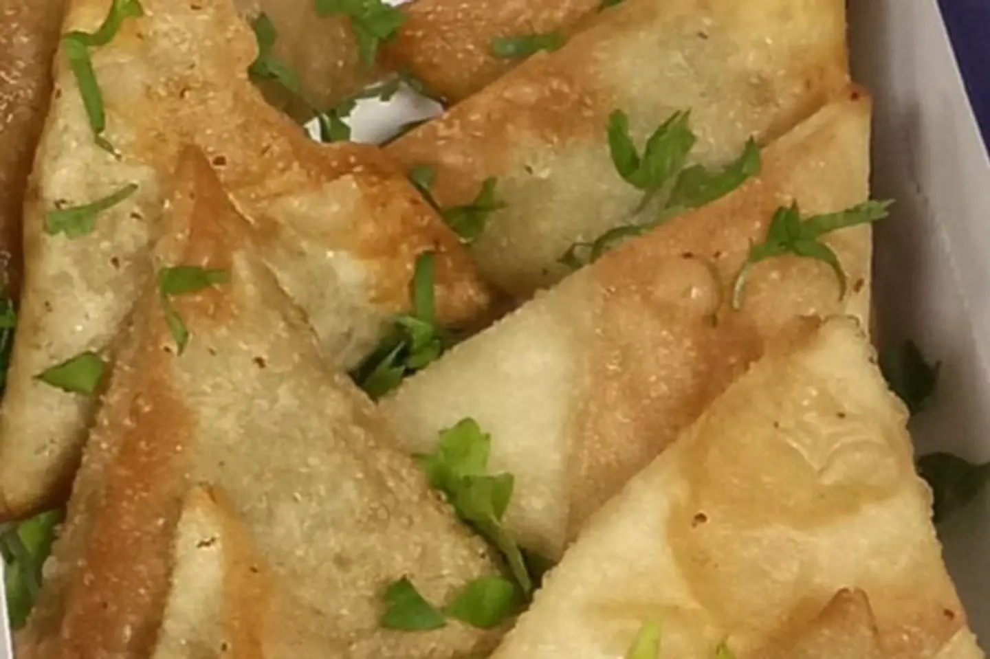 ١٢ حبه سمبوسة خضار