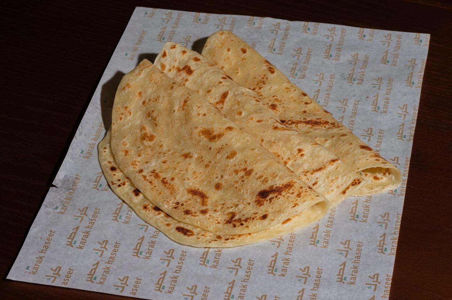 شباتي سادة ابيض