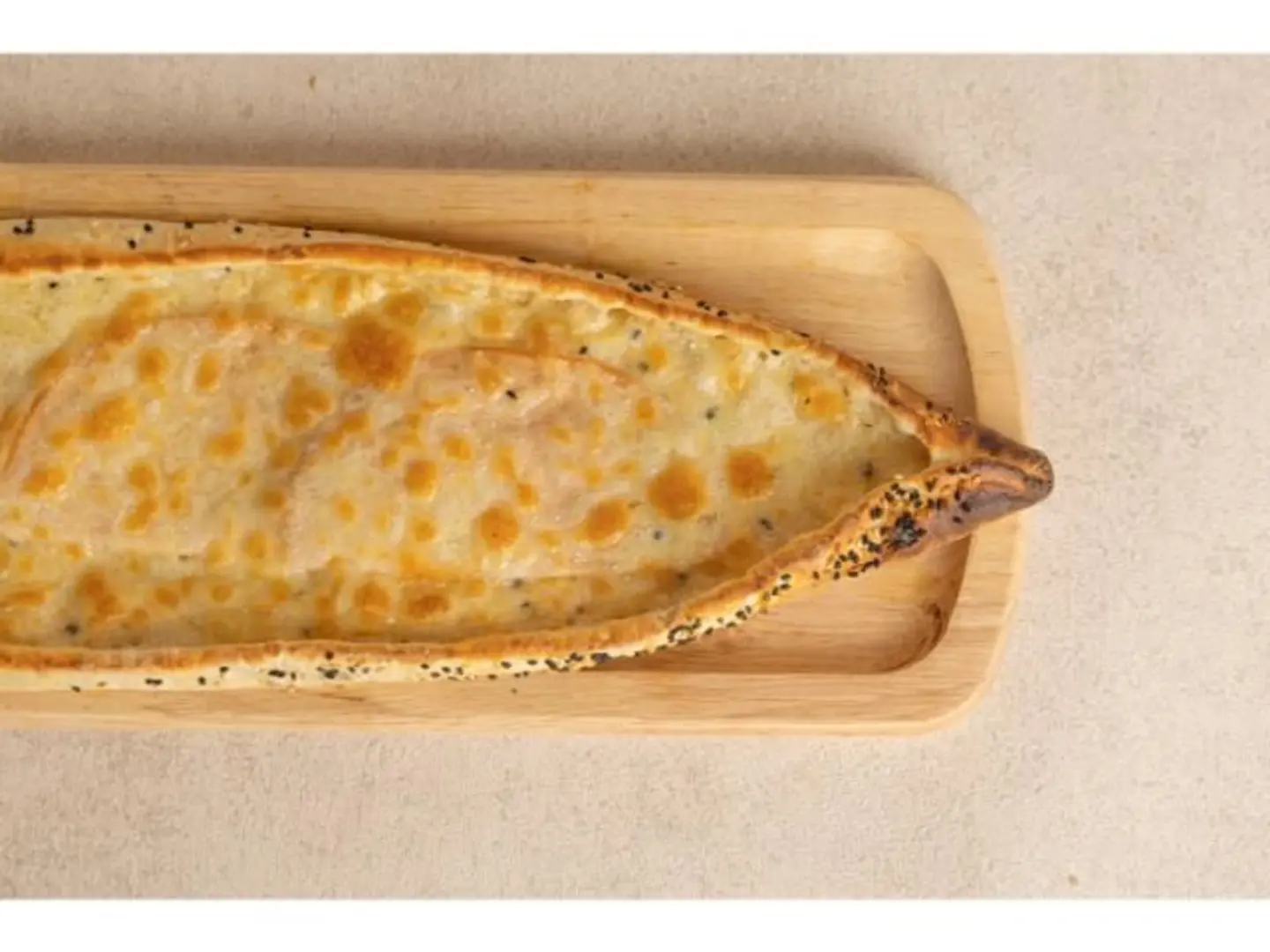 Manakish With Turkey And Cheese