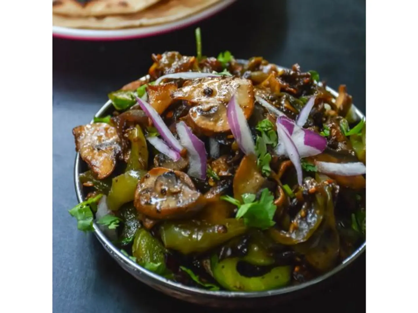 الفطر المقلي بالفلفل