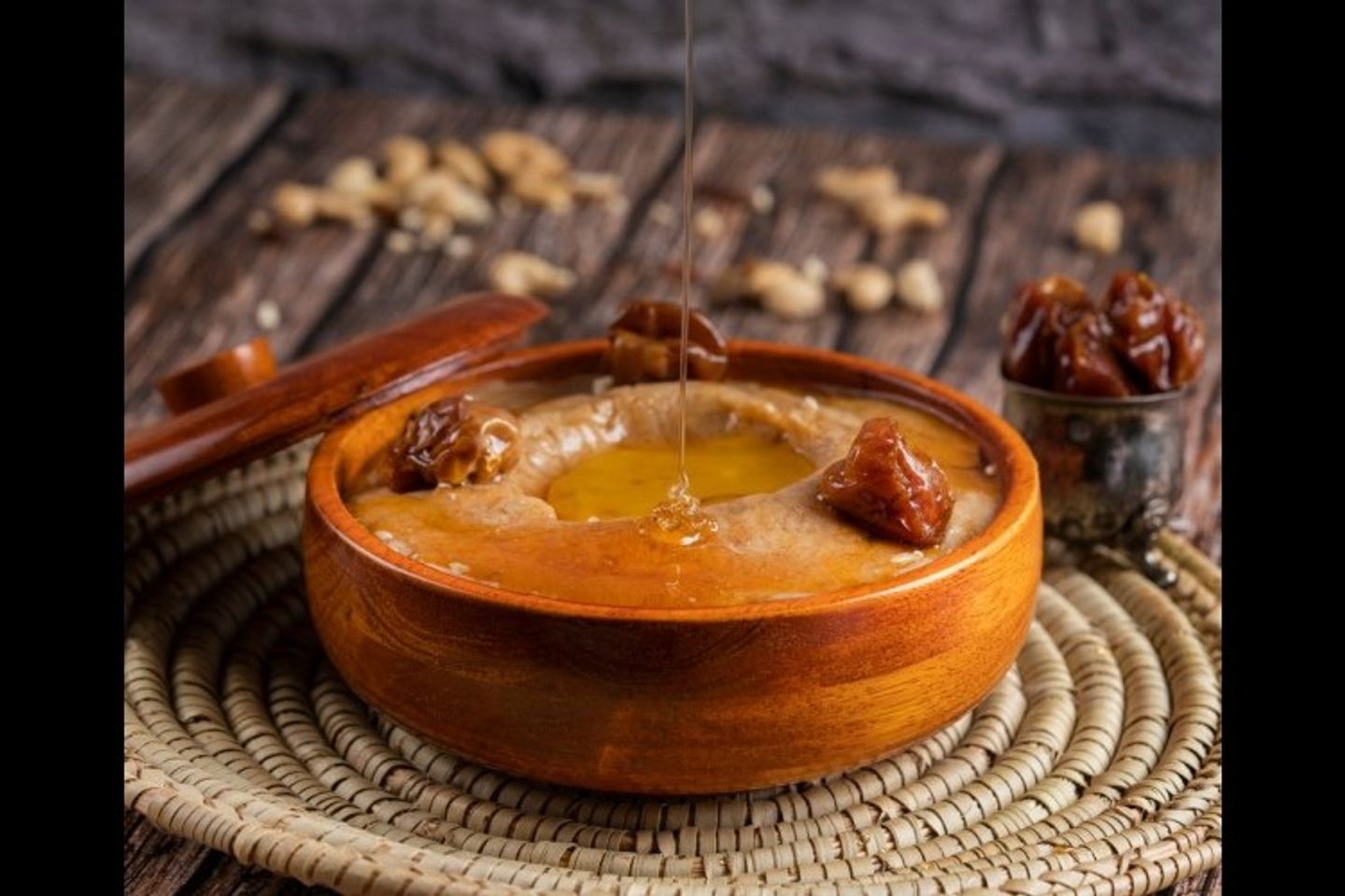 Masoub Dates With Honey