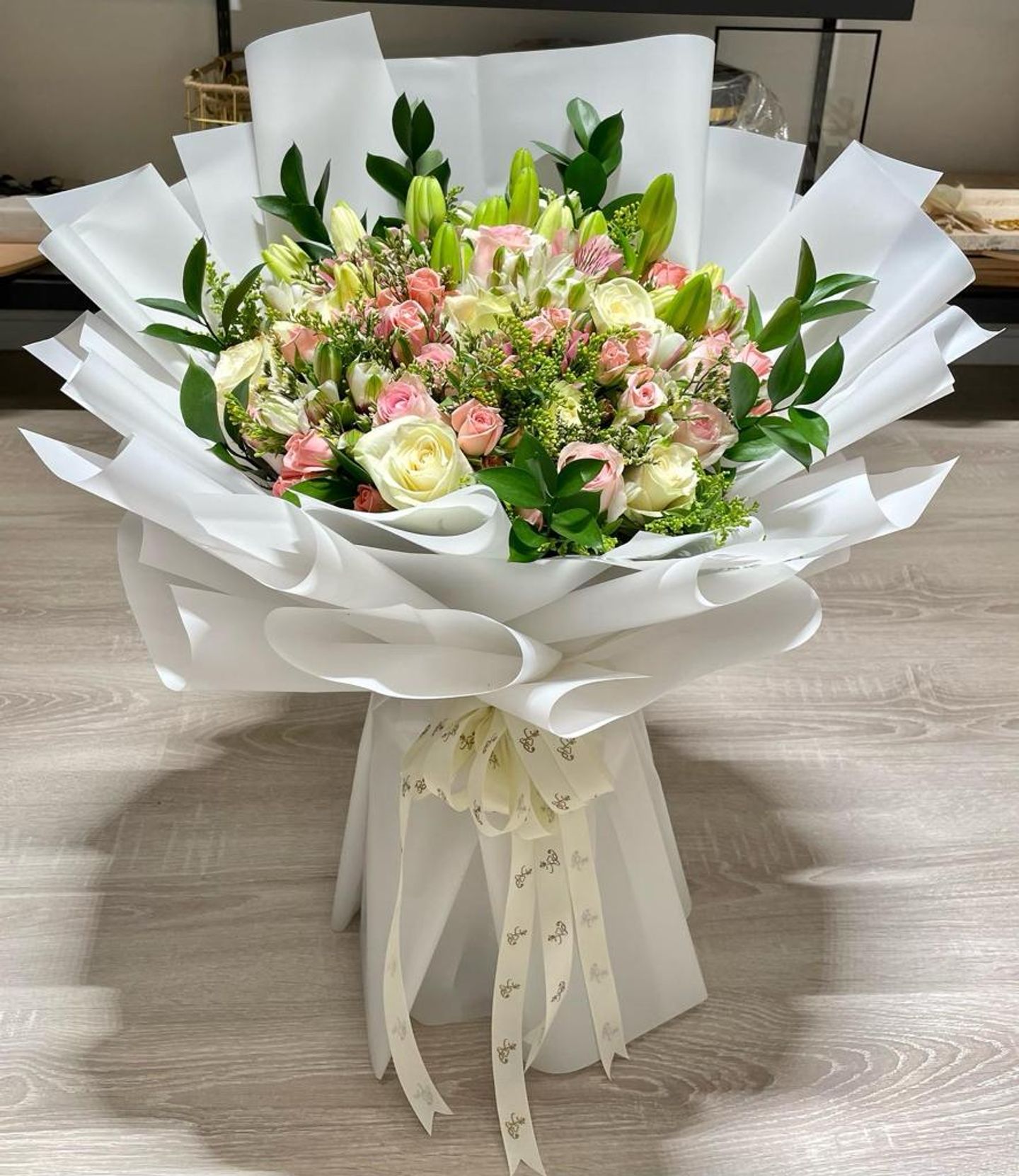 Flower Bouquet White And Pink