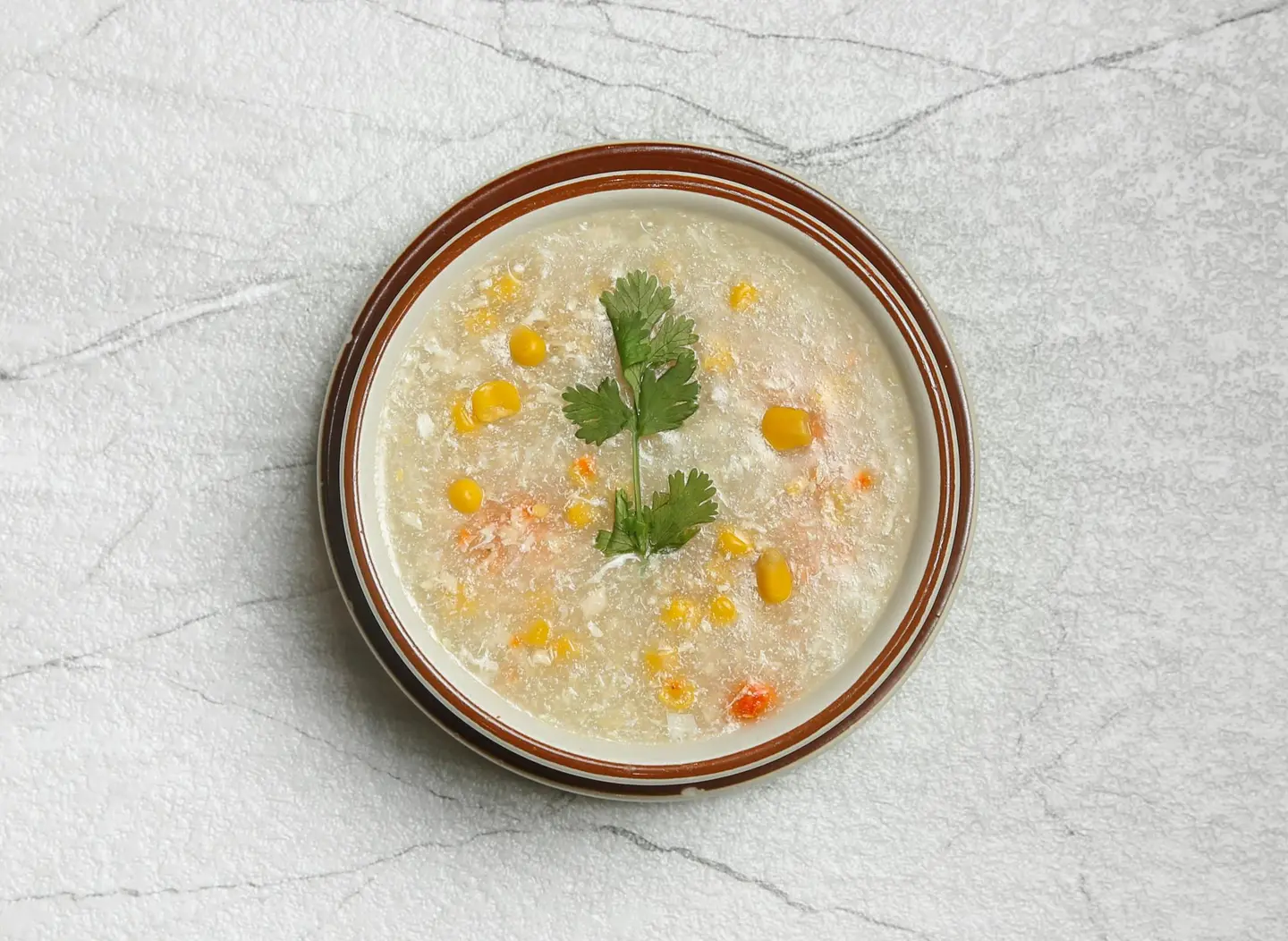 شوربة دجاج بالذرة الحلوة