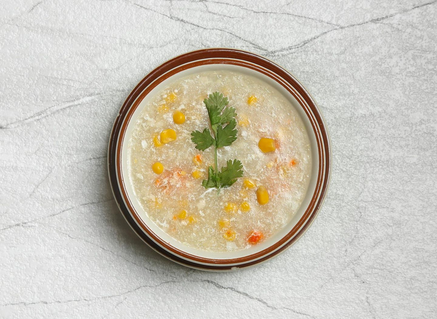 شوربة دجاج بالذرة الحلوة
