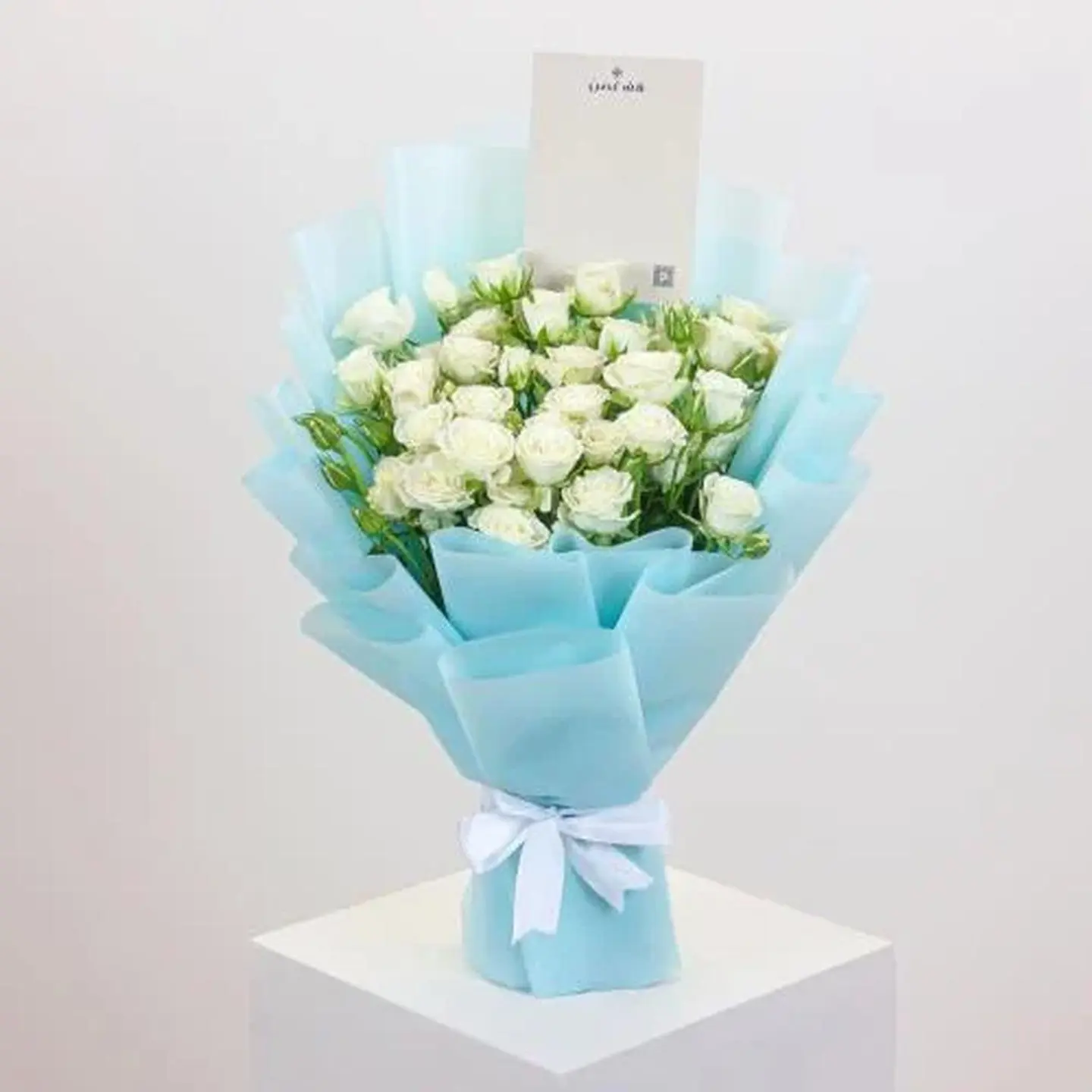 بوكي مولود رقتك نسيم عليل يداعب وجنتي.