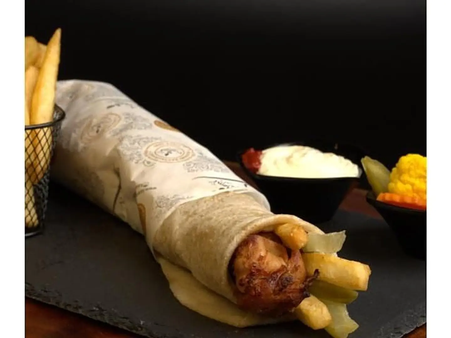 ساندوتش شيش طاووق