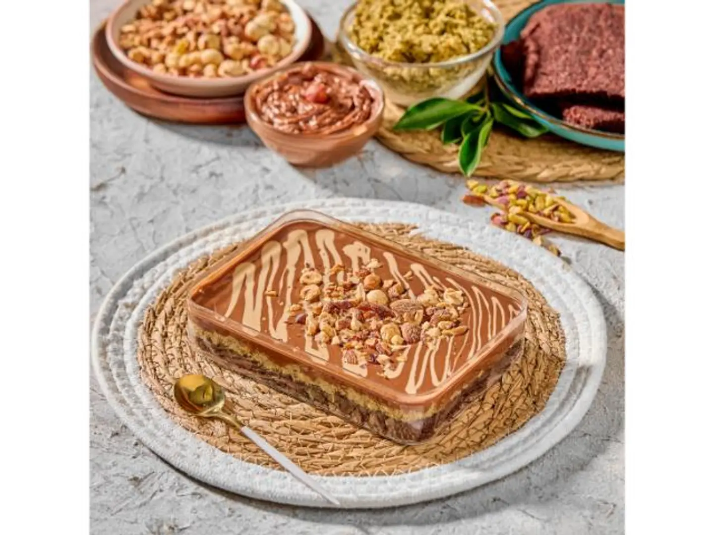 هبة لندن نوتيلا