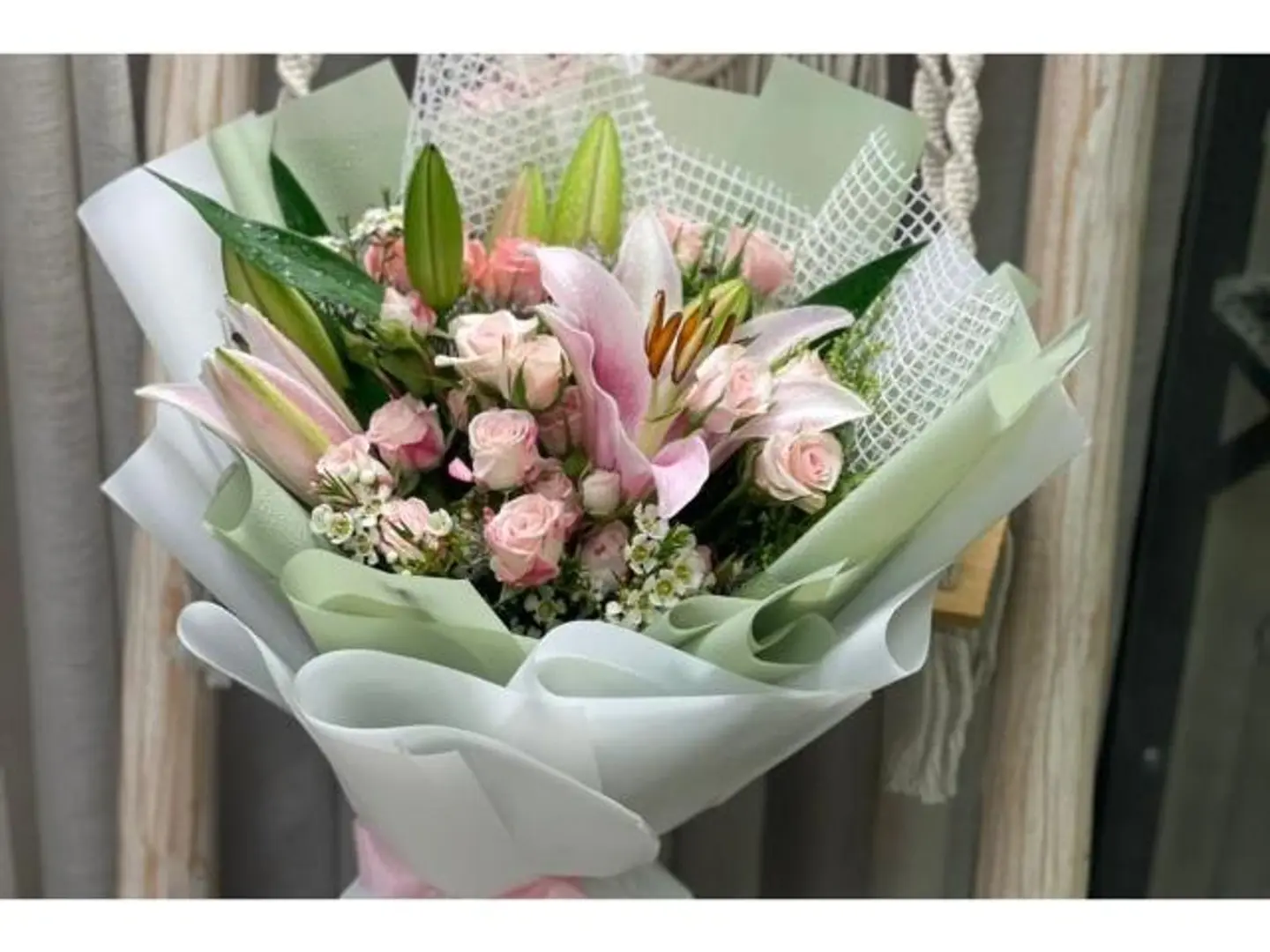 Delicate And Bright Bouquet