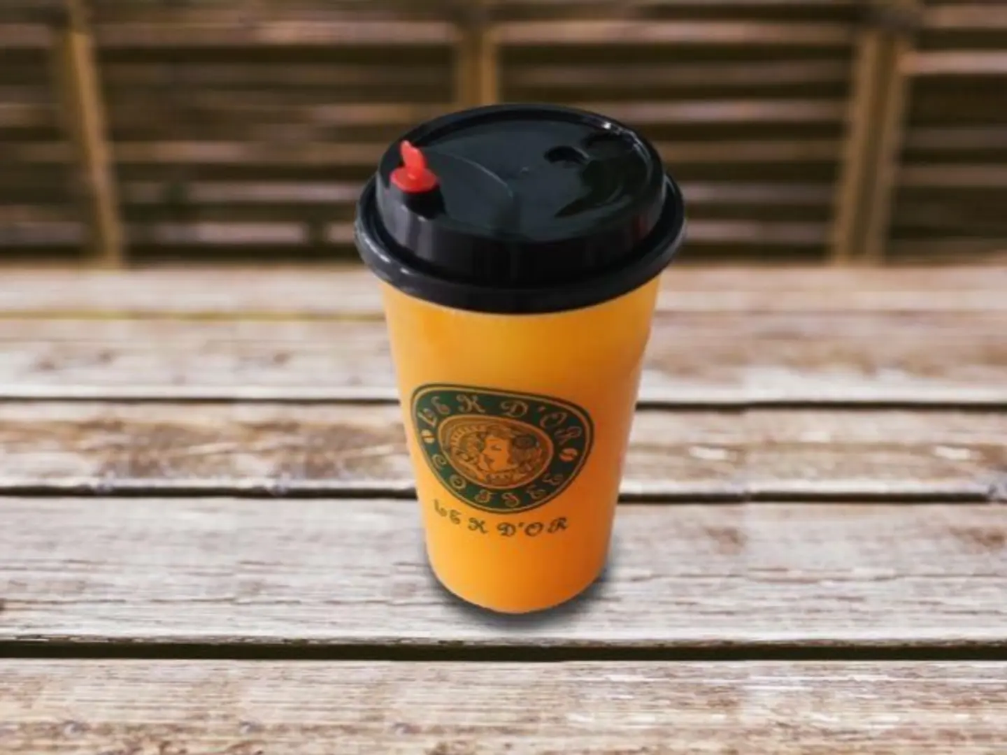 عصير البرتقال الطازج