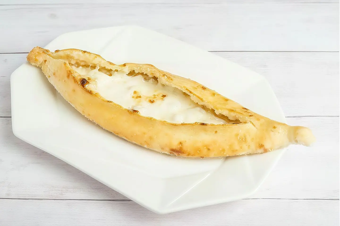 فطيرة جبن سائل بالعسل