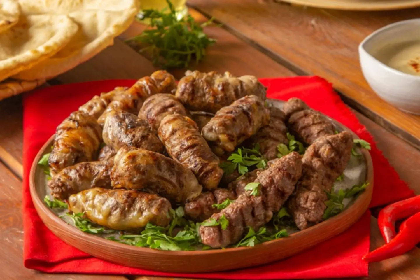 ثلاث اربع طرب