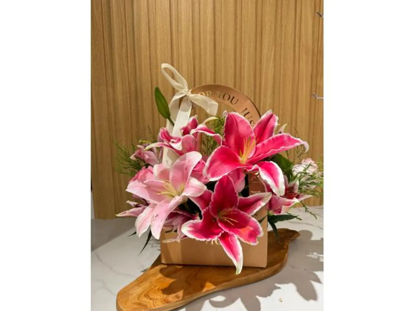 تنسيق ليليوم وردي بدرجات متناسقة