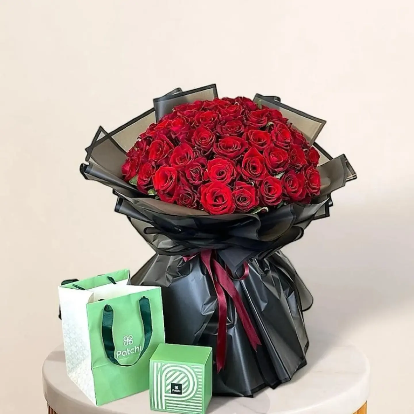 Red Rose Bouquet Patchley Chocolate