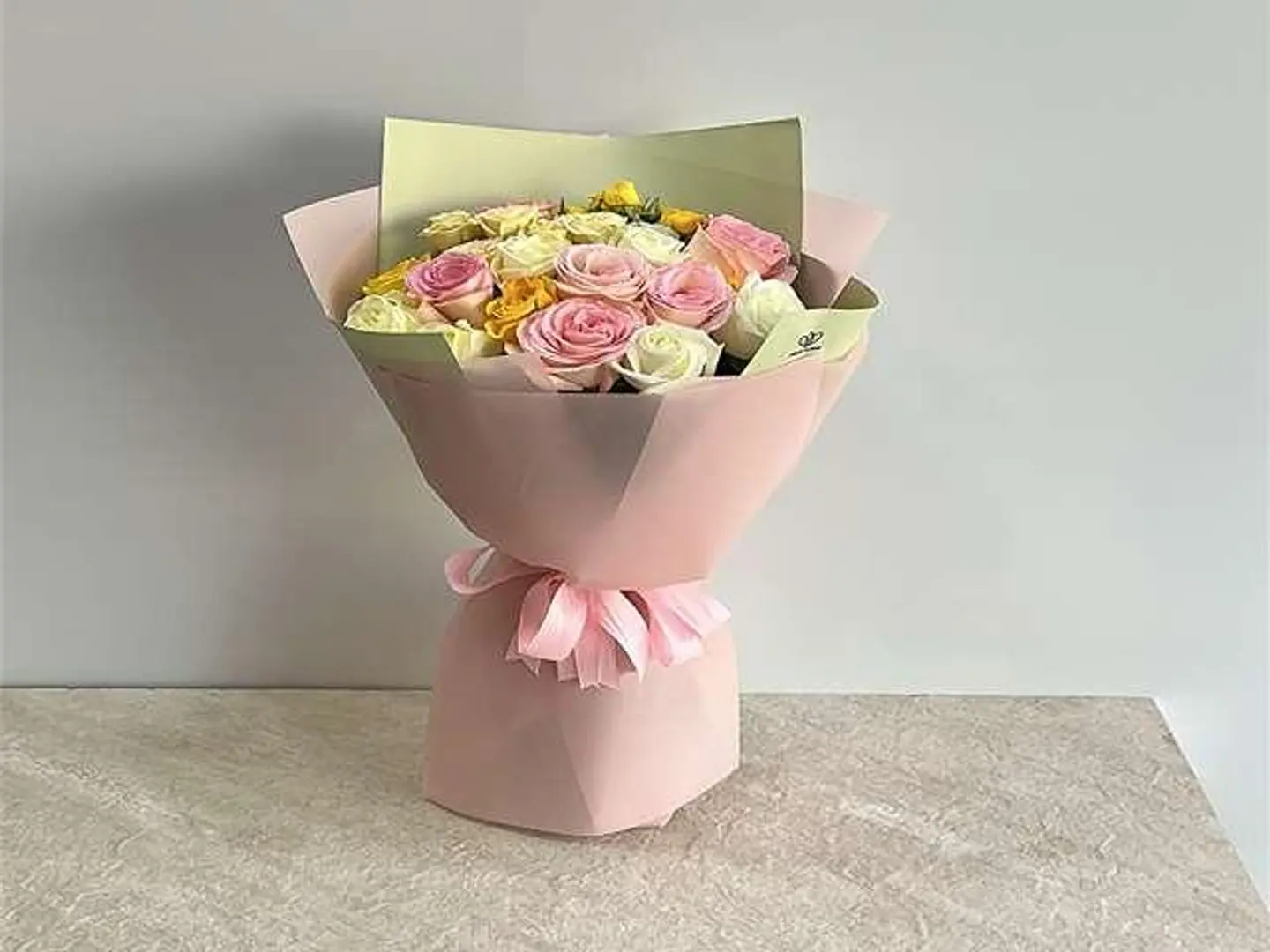 باقة لمسة وردية