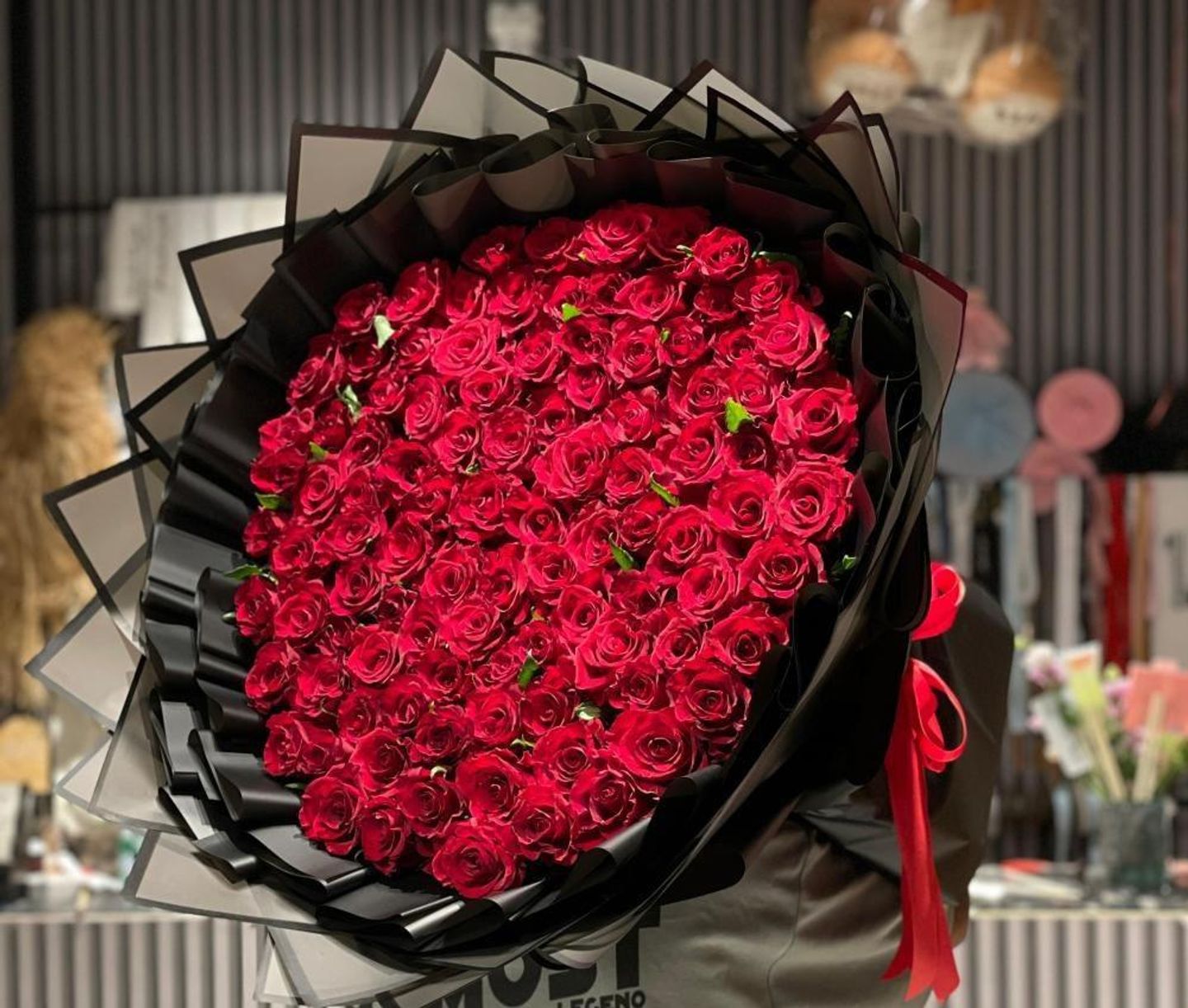 Giant Bouquet 2