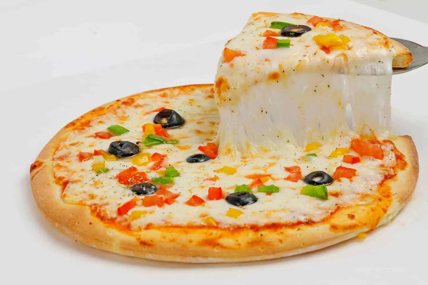 Liquid Cheese Pizza With Vegetables