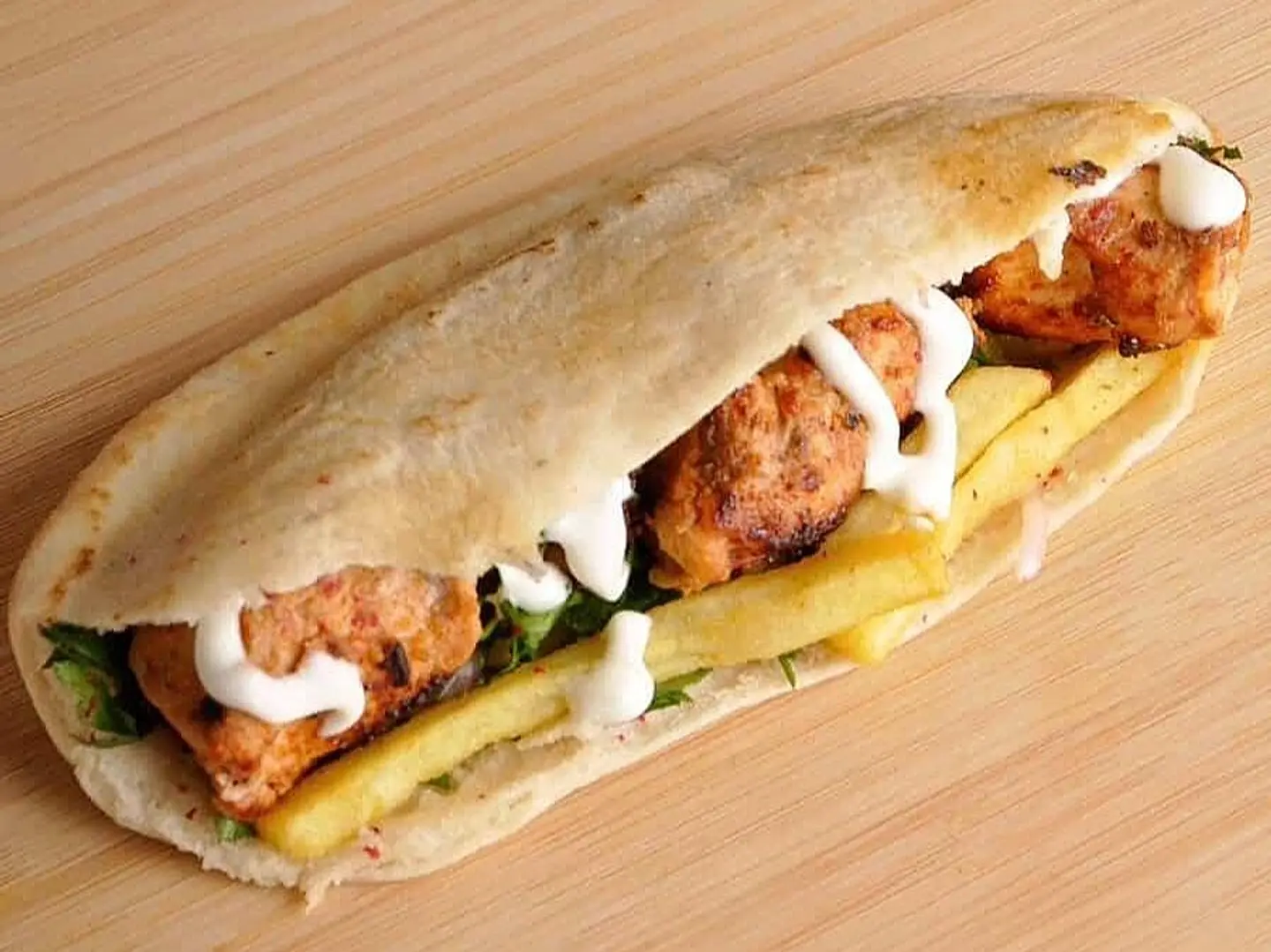 ساندويتش شيش طاووق