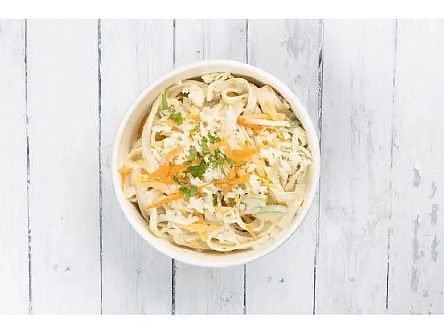 باستا صوص ابيض بالدجاج