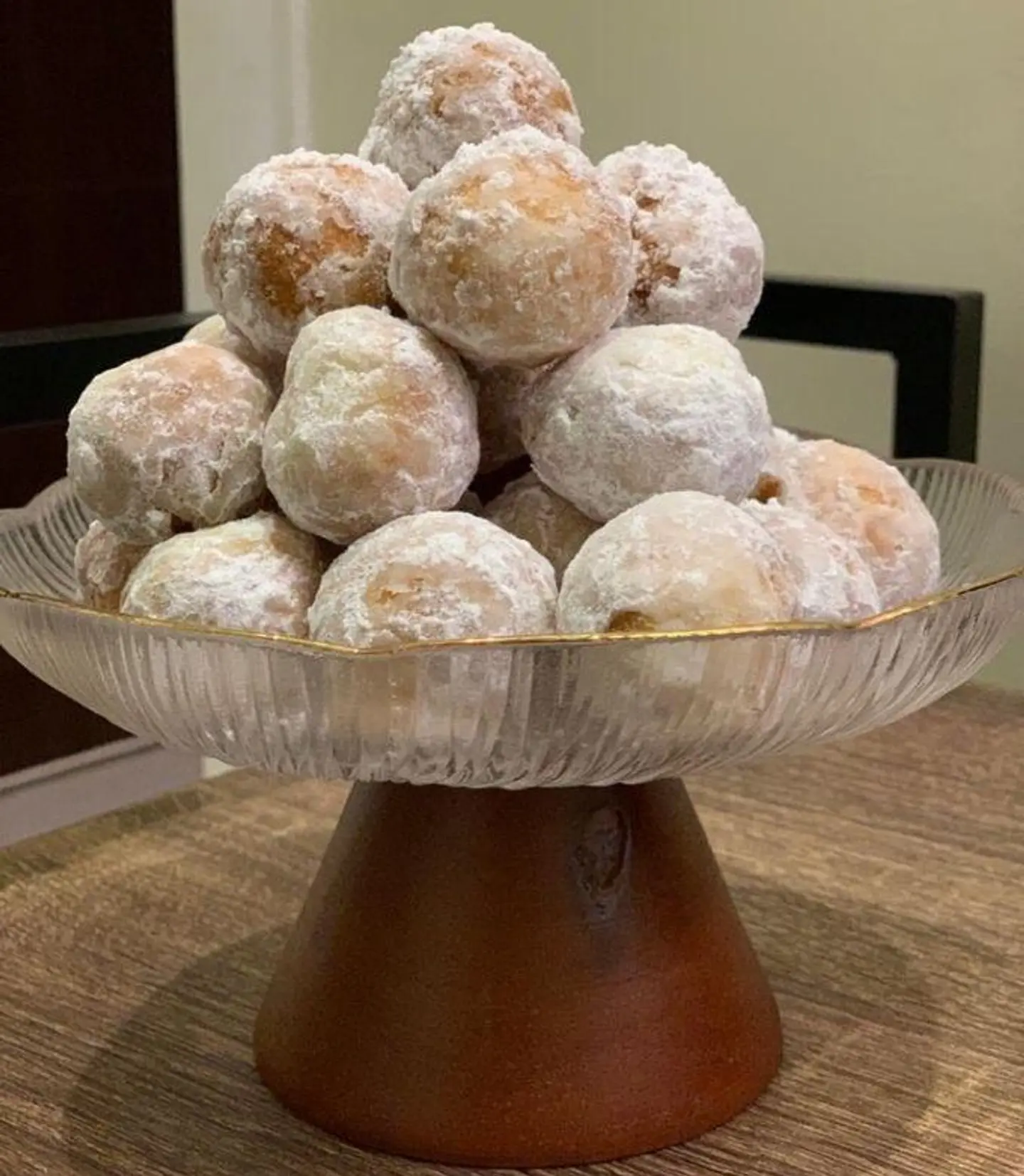 Donut Balls With Powdered Sugar