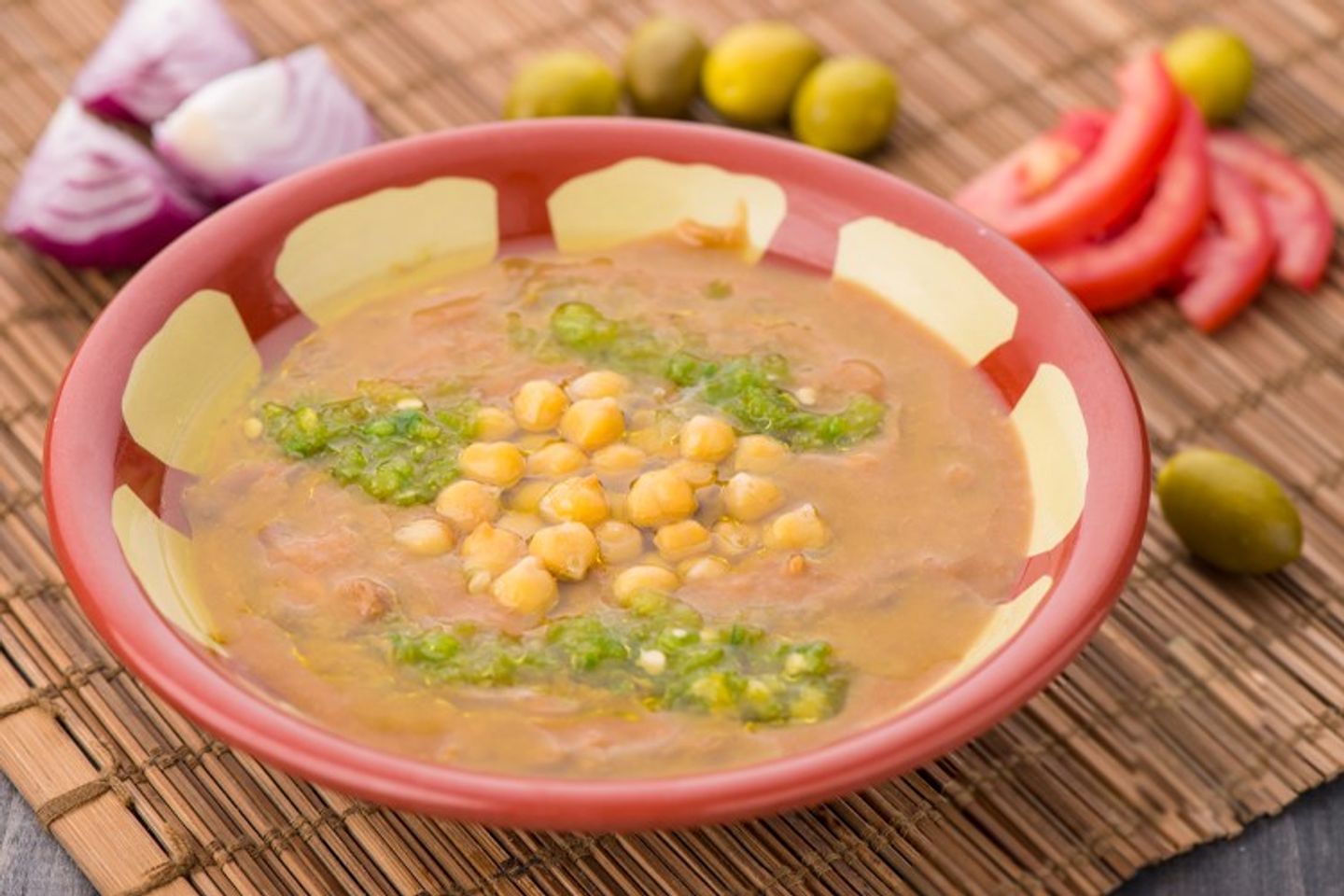 مسبحة فول