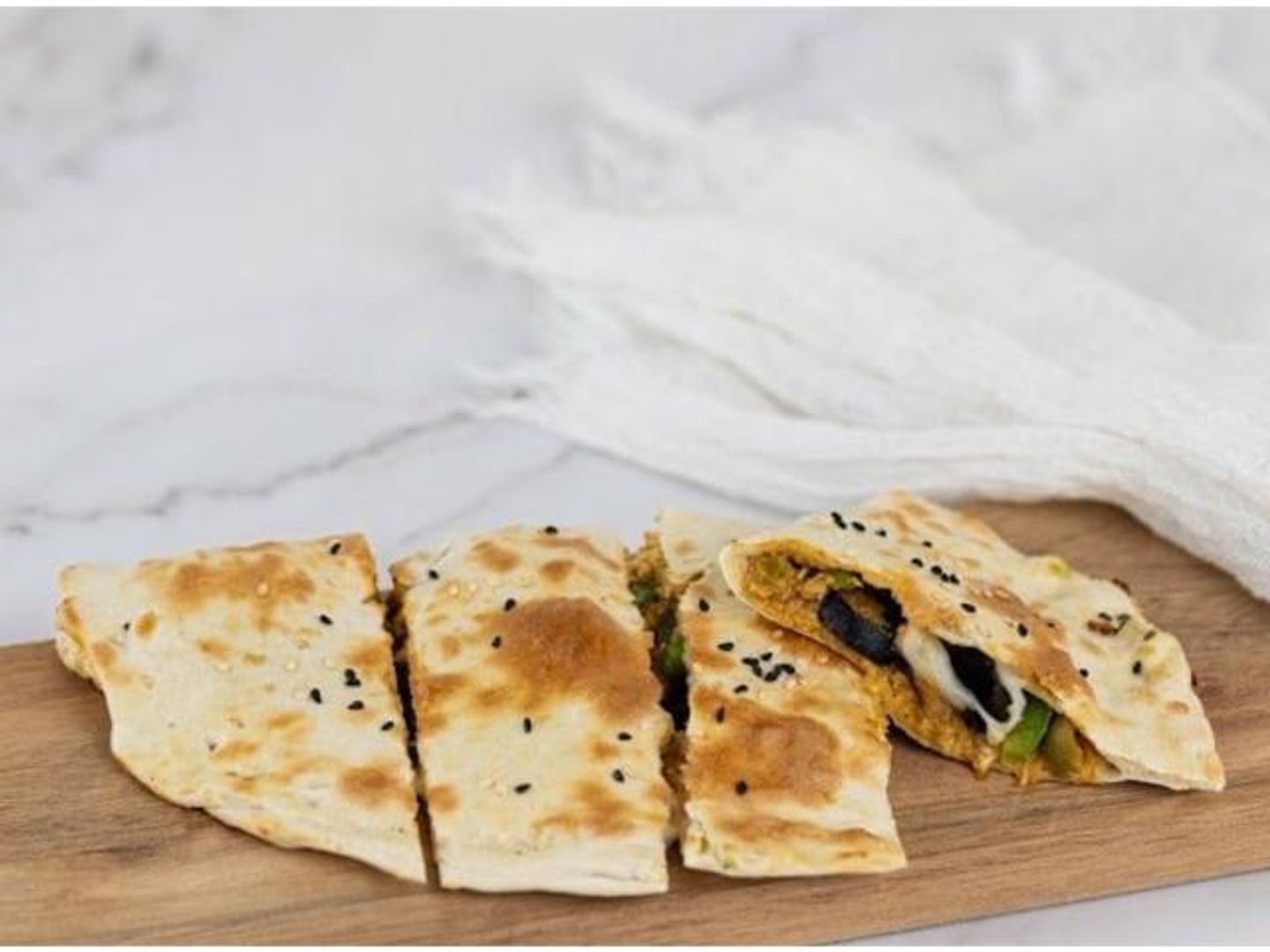 فطائر مشكل دجاج