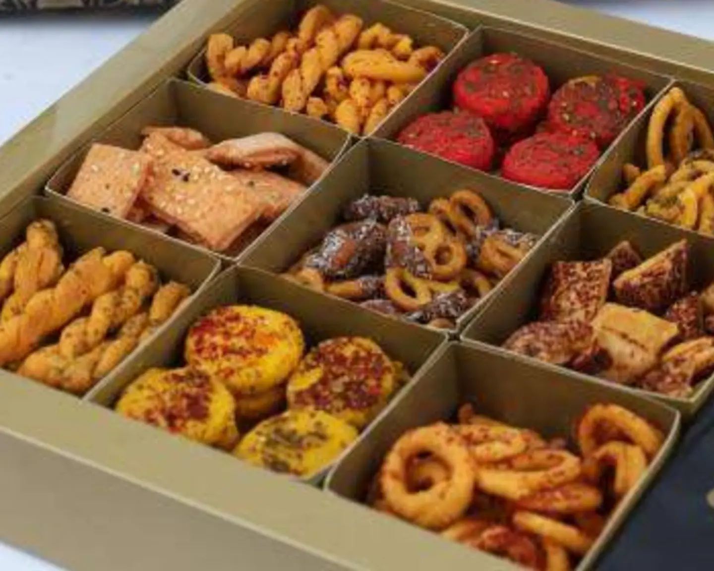 Savory Pastry Box A Quarter Of A Kilo