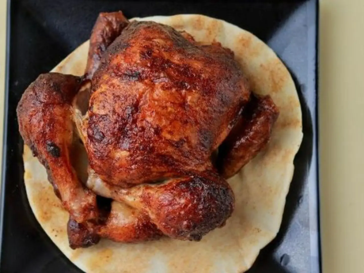 دجاج كاملة شواية سادة