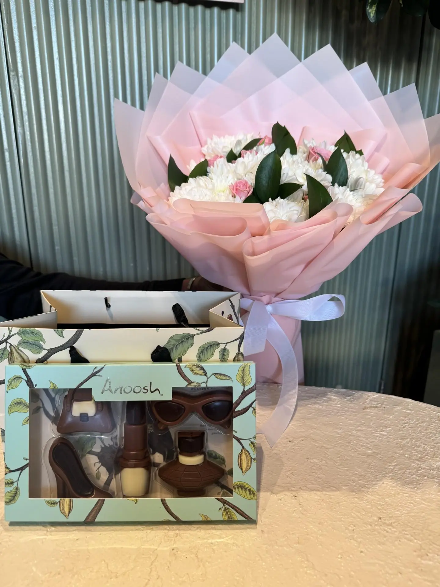 Anoush Chocolate For Children With Flowers
