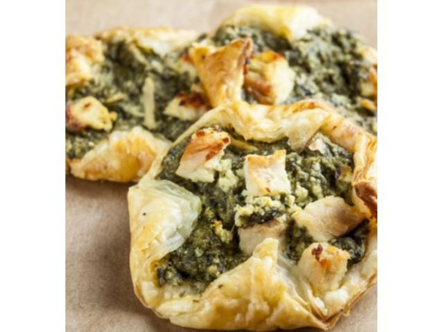 سبانخ بالدجاج